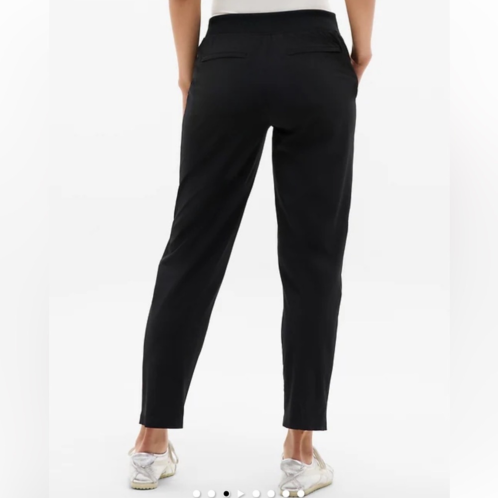 Athleta Brooklyn Mid Rise Ankle Black Pant Pull On Pants Size 10 - Picture 3 of 6